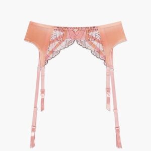NIP SAVAGEXFENTY Beneath The Surface Embroidered Garter Belt Size Medium